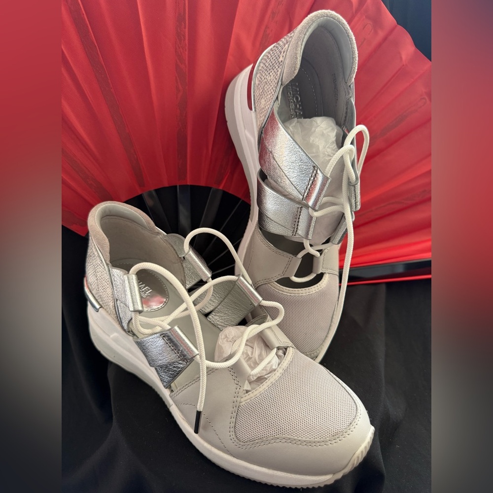 Stylish Women's Michael Kors Silver and White Sneakers
